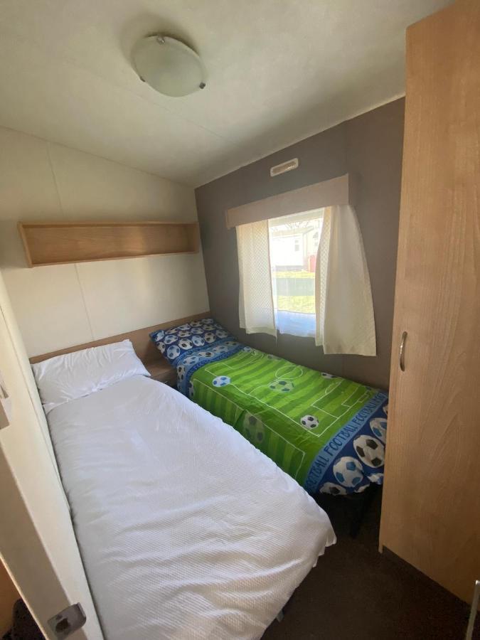 Campsite S&h Caravan *